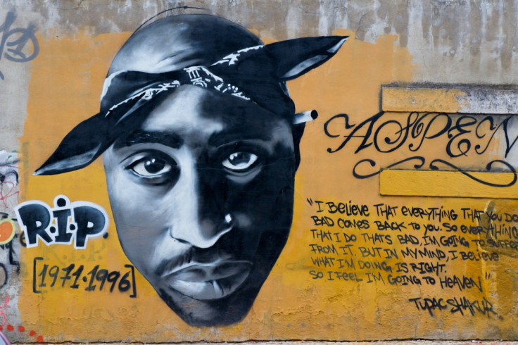 2Pac graffiti