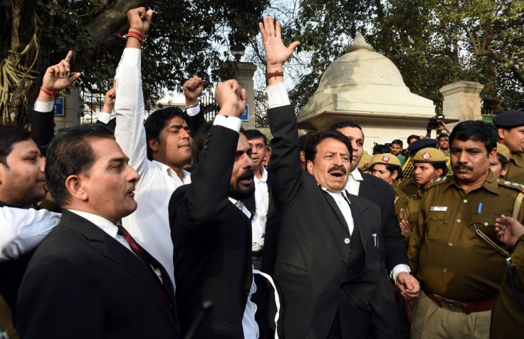 Anti-JNU slogans outside Patiala House Court