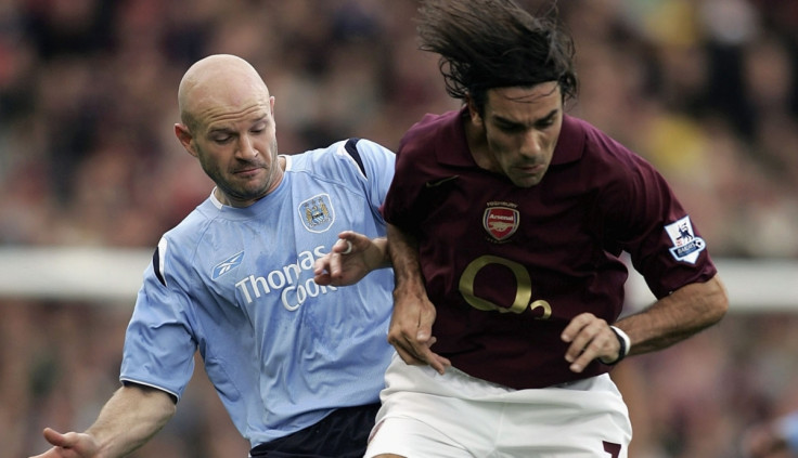 Danny Mills and Robert Pires