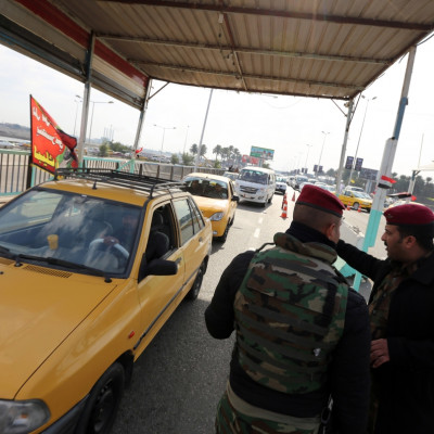Iraqi security forces searchi9ng for