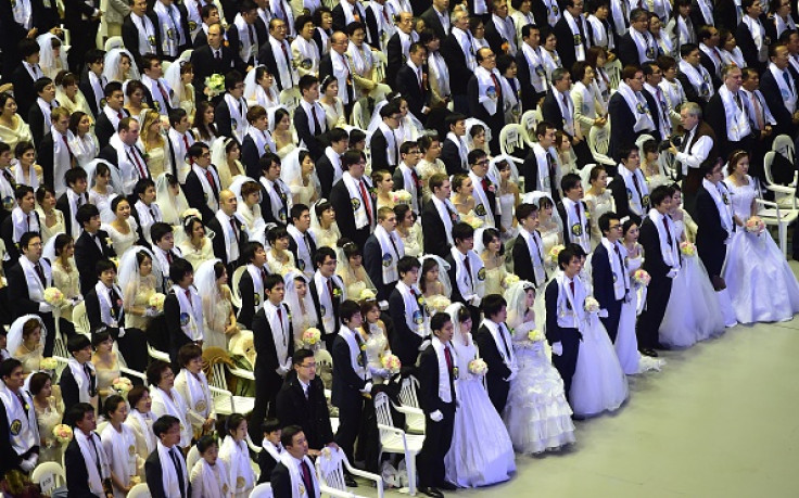 Unification Church mass wedding Seoul
