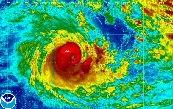 Cyclone Winston: Evacuation centres set up as Fiji faces strongest ...