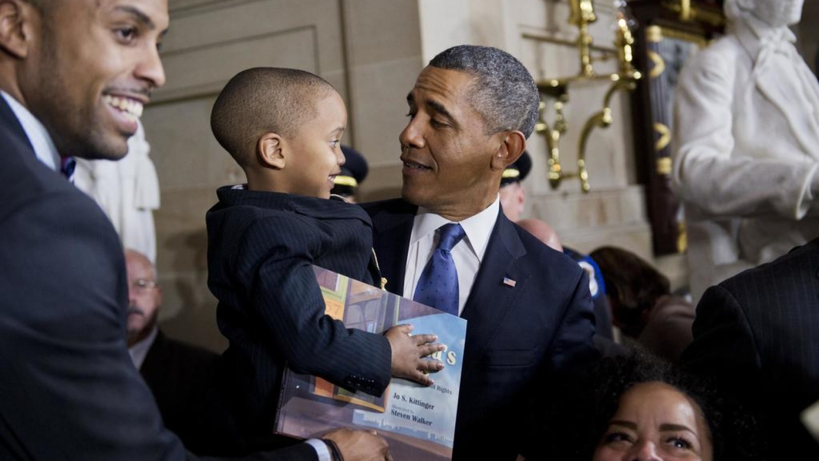 Obama and Kids hashtag