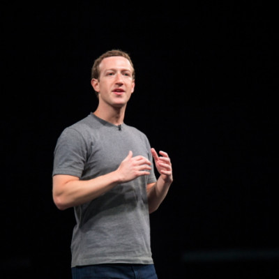 Mark Zuckerberg steals the show at Samsung S7 launch at the MWC 2016