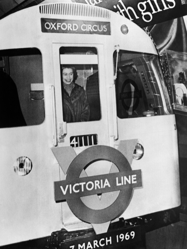 victoria line queen