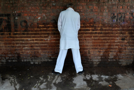 India public peeing