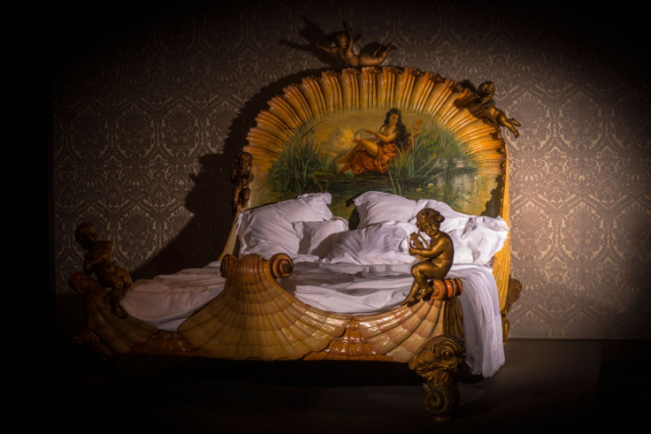 Bed, after 1860, painted, gilt and carved wood, Ville de Neuilly-sur-Seine