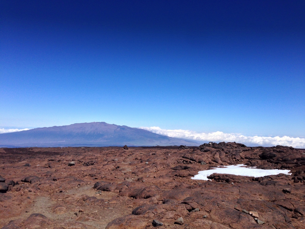 Hawaii's Mauna Loa eruption? World's biggest active volcano has been ...