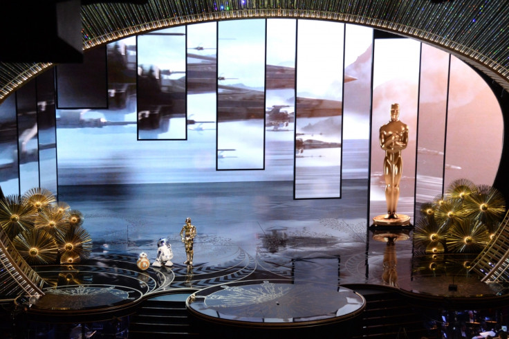 R2-D2, BB-8 and C-3P0 cute Oscars cameo