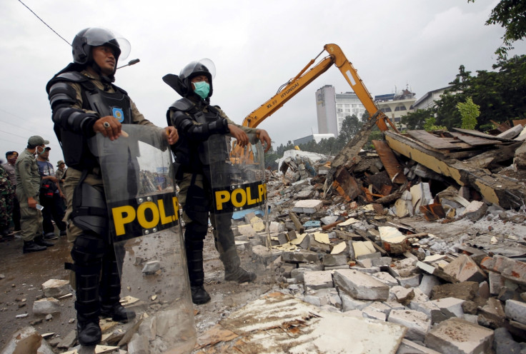police watch kalijodo demolition