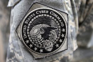 Army soldier wears the United States Cyber Command patch