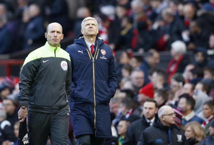 Arsene Wenger dejected