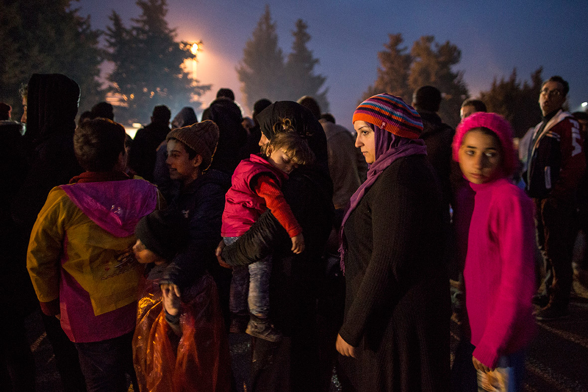 Europe faces humanitarian crisis with thousands of refugees stuck at