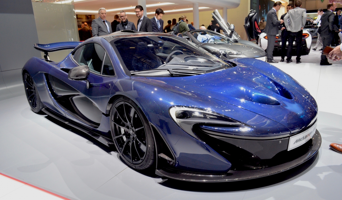 Geneva Motor Show: McLaren P1 pimped with a £200,000 paint job and 24 ...