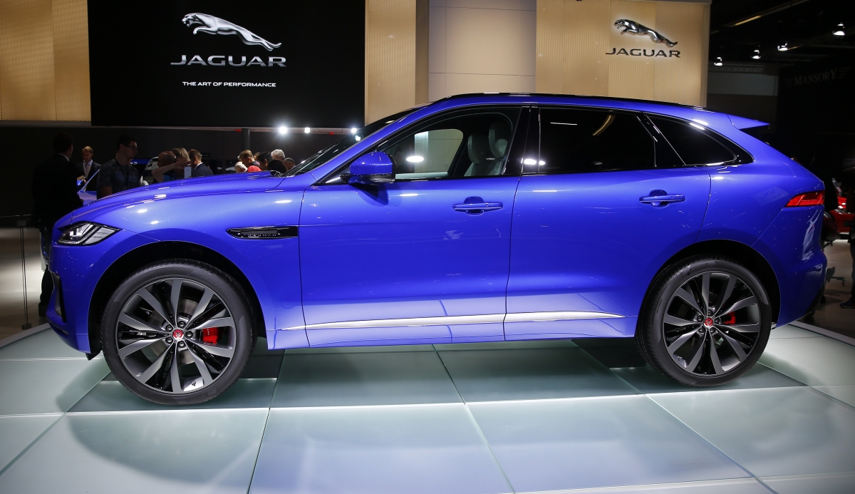 Jaguar expects to boost sales and brand image with F-Pace crossover ...