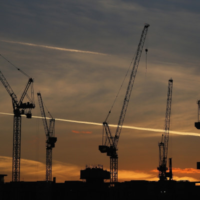 London property cranes constructions