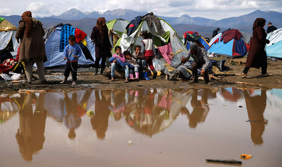 Refugees Greece Macedonia