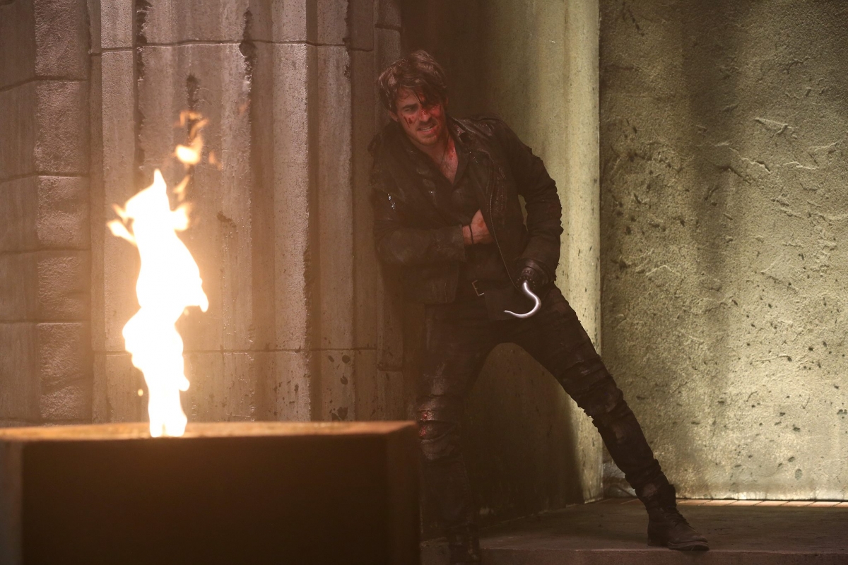 Watch Once Upon A Time Season 5 Episode 14 Live Online Will Emma Successfully Rescue Hook In