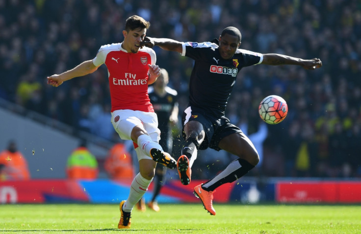 Gabriel passes the ball for Arsenal