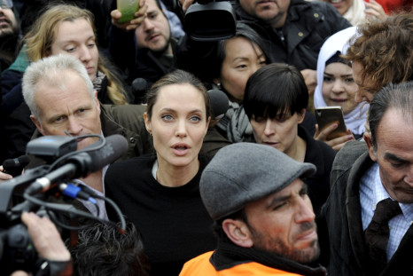 Angelina Jolie mobbed