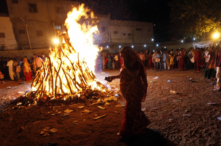 Pakistan holi diwali public holidays
