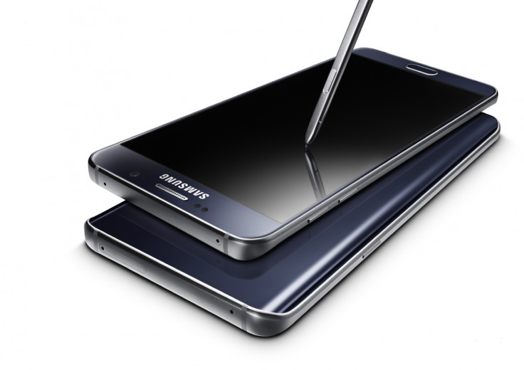 Galaxy Note 5 devices and stylus