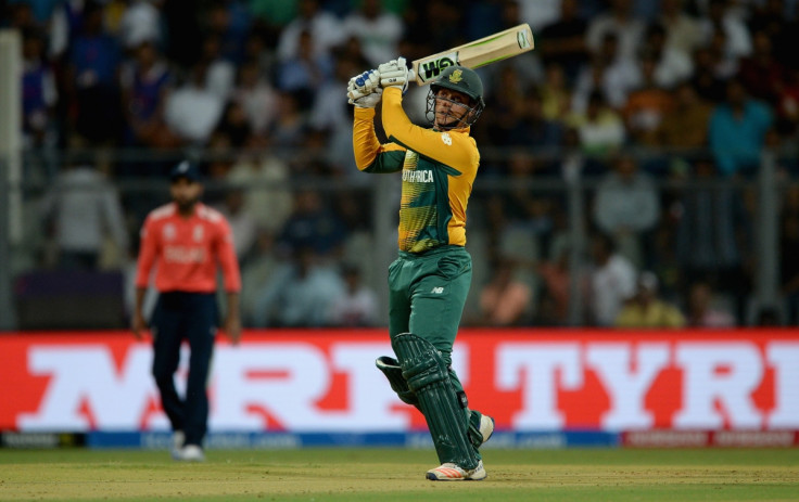 Quinton de Kock hits a boundary