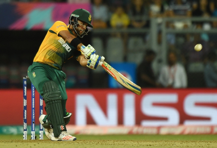 JP Duminy added a late spurt