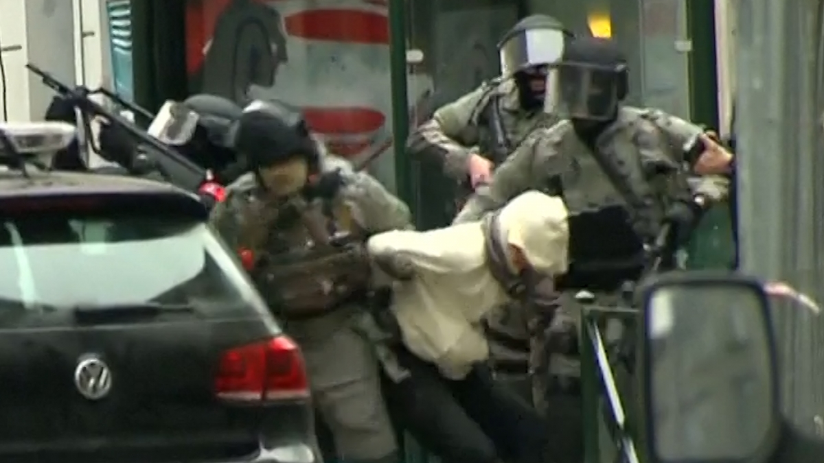 Salah Abdeslam shot and captured in Brussels