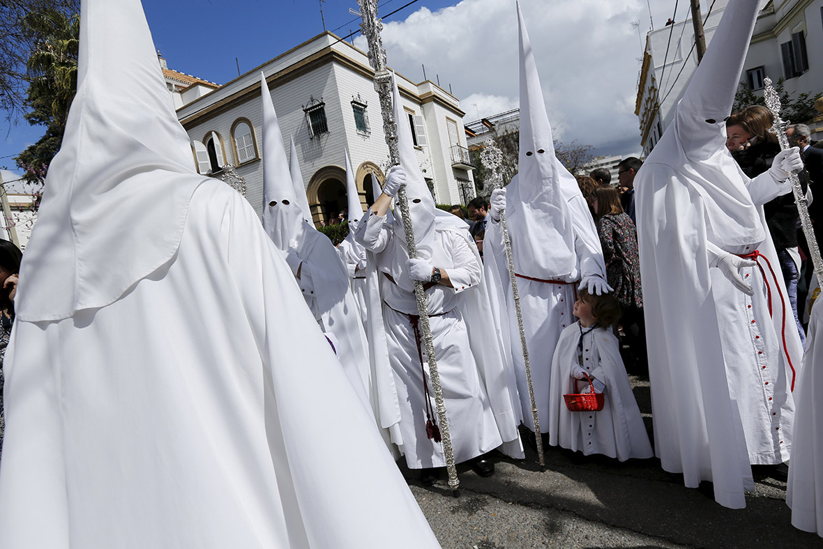 holy-week-2016-in-spain-hooded-penitents-stage-processions-to-mark