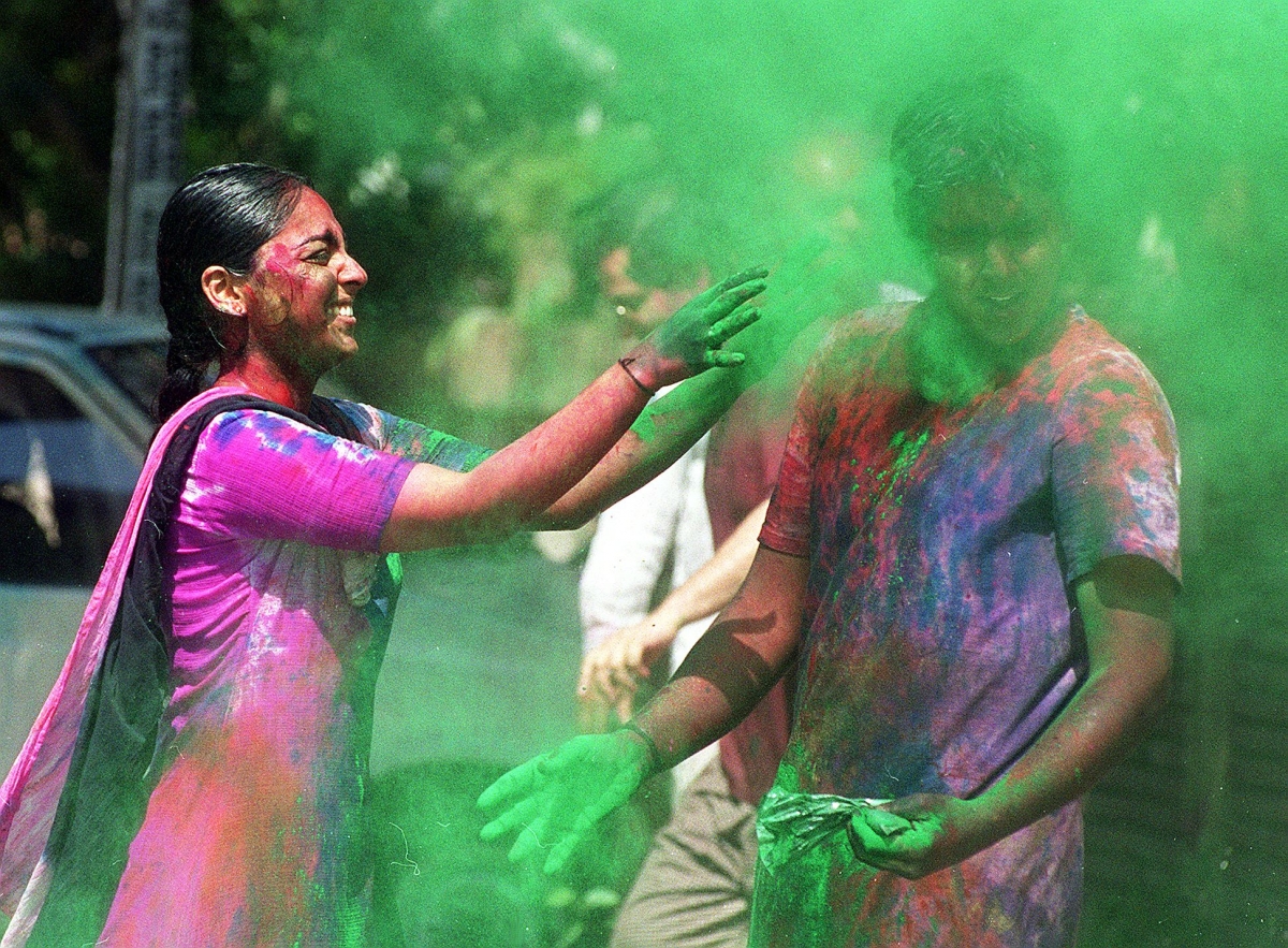 how to make holi powder at home