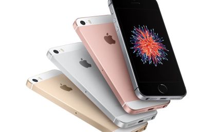 iPhone SE and 9.7in iPad Pro pre-order