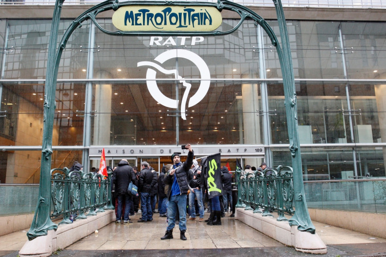 Paris transport and metro strike