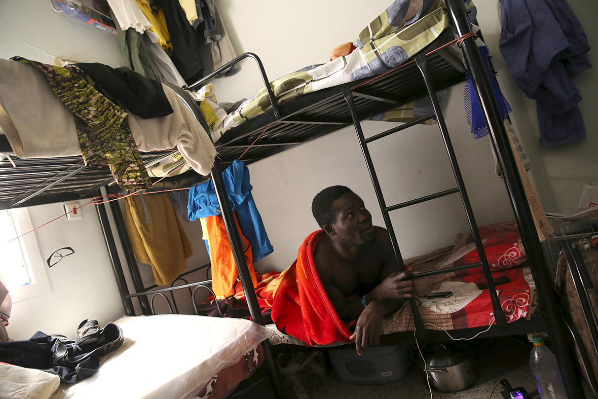 Qatar World Cup 2022 Photos Show The Conditions Faced By Migrant Labourers Ibtimes Uk