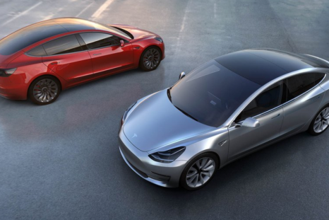 Tesla model 3 racks up 232,000 in pre-orders