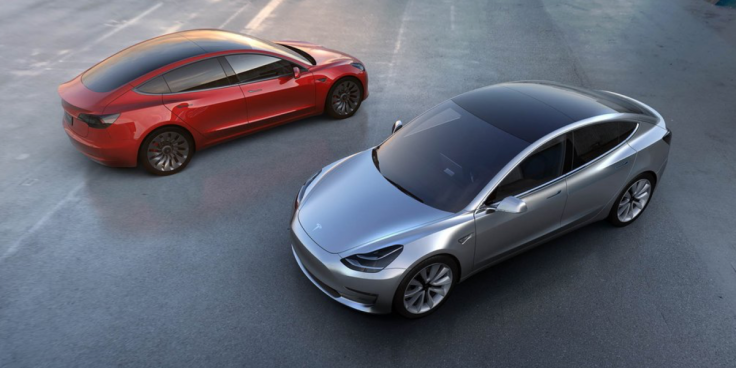 Tesla model 3 racks up 232,000 in pre-orders