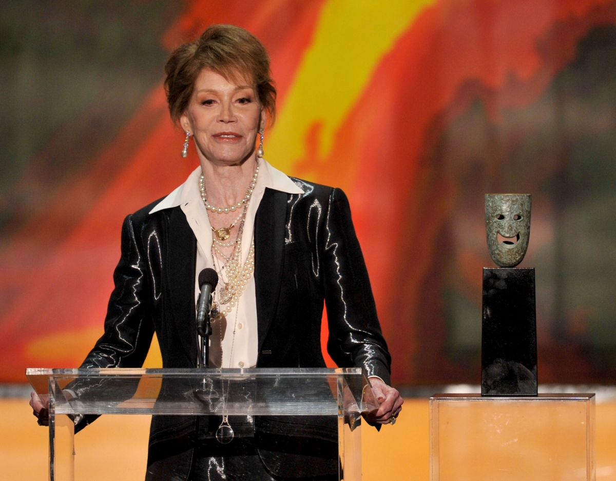Marytylermooreshealth Download Image Mary Tyler Moore Pictures Pc | world health day 2016 larry king tom hanks and nick Marytylermooreshealth Download Image Mary Tyler Moore Pictures Pc | world health day 2016 larry king tom hanks and nick