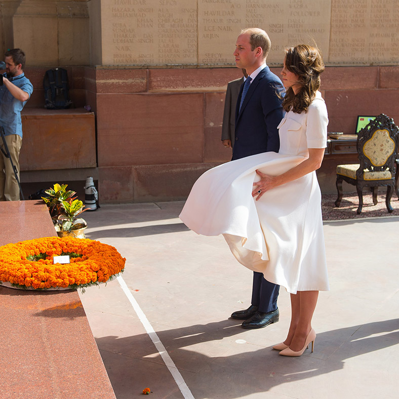 Delhi: Kate Middleton, Future Queen of England, at India Gate Royal-tour-india