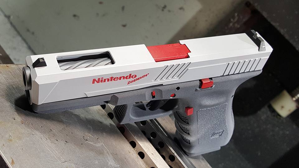 Camouflage SAVAGE pour l'armurerie Forum Nintendo-light-gun-glock