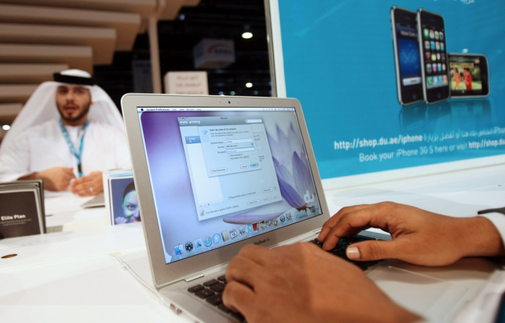 Logging onto Wi-Fi in Dubai Logging onto Wi-Fi in Dubai