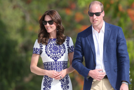 William Kate sit Diana Taj Mahal bench
