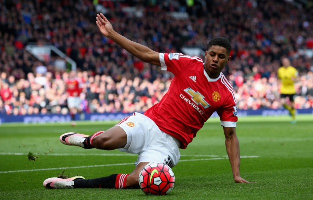 Marcus Rashford chases the ball Marcus Rashford chases the ball