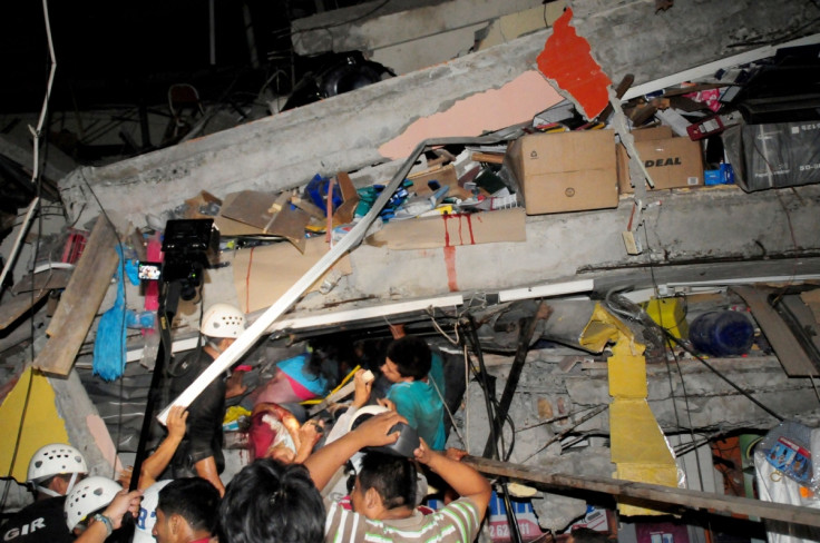 Ecuador earthquake 17 April collapsed building 2