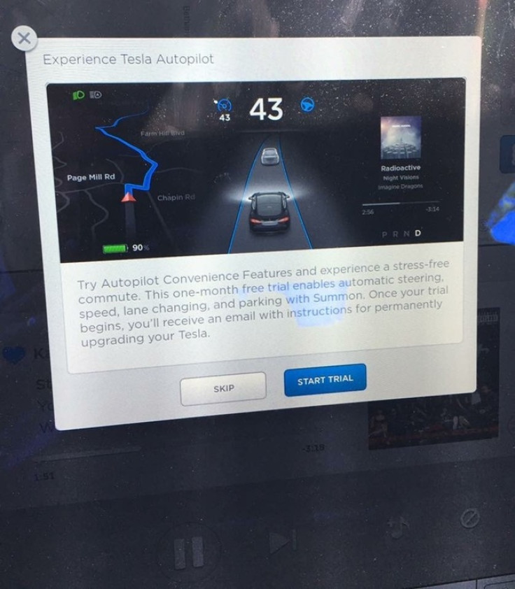 Tesla Autopilot trial now free for all customers