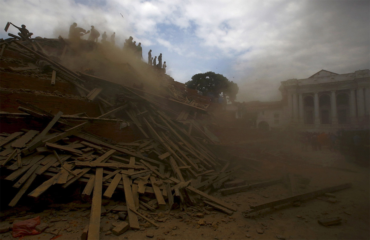 Nepal Earthquake One Year On Interactive Photos Show Devastated Areas Then And Now