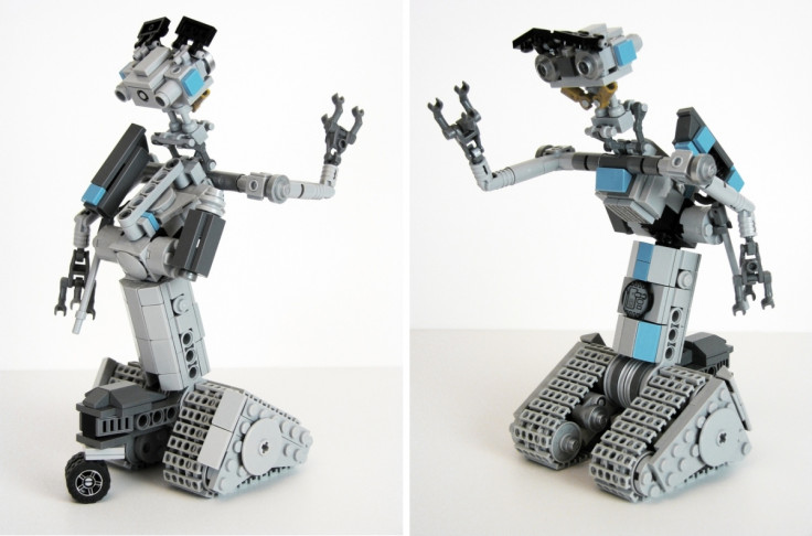 Johnny Five robot in Lego
