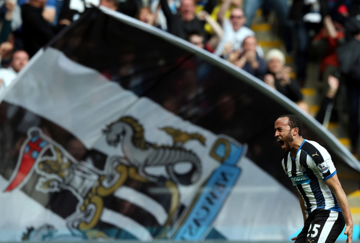 Andros Townsend celebrates his goal