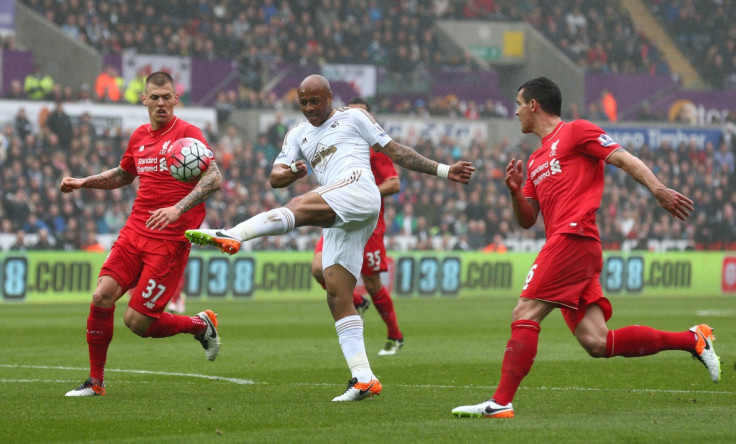 André Ayew shoots at goal