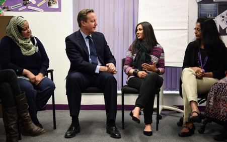 Cameron speaks to Muslim women