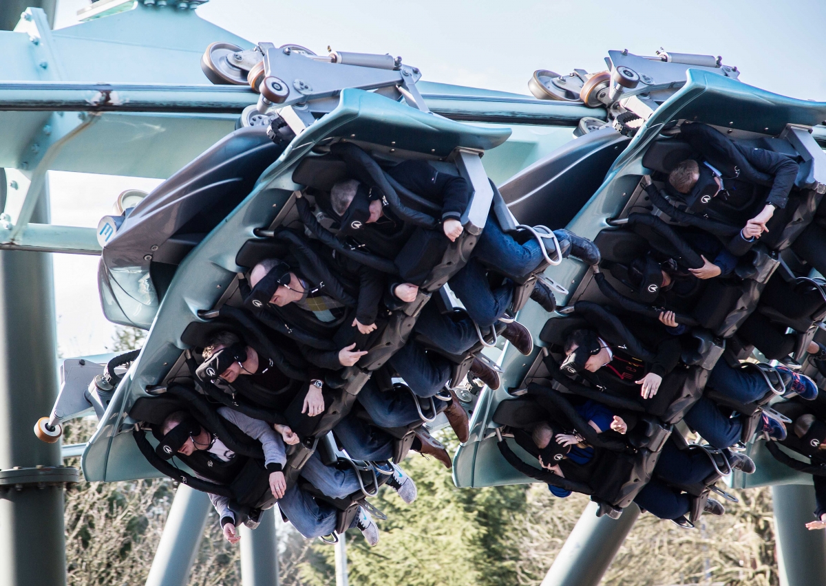 Alton Towers Galactica ride leaves visitors dangling for 30 minutes ...